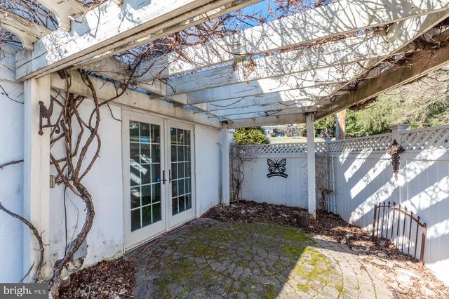 547 BALTIMORE PIKE, Glen Mills, PA 19342