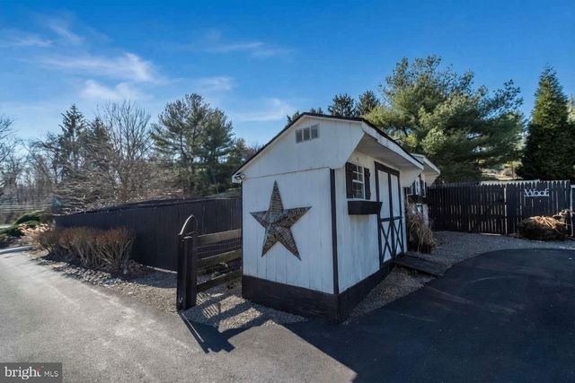 547 BALTIMORE PIKE, Glen Mills, PA 19342