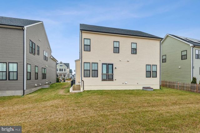 25495 WOODBINE FARM DR, Chantilly, VA 20152