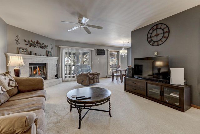 546 W SMITH AVENUE, Oshkosh, WI 54901