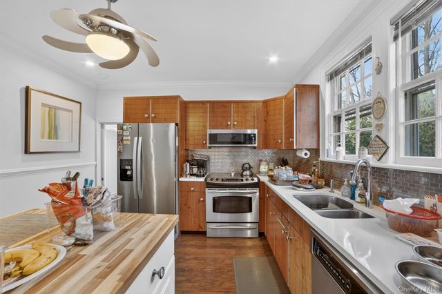 69 Locust Avenue, Cortlandt Manor, NY 10567