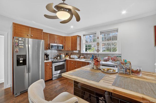 69 Locust Avenue, Cortlandt Manor, NY 10567