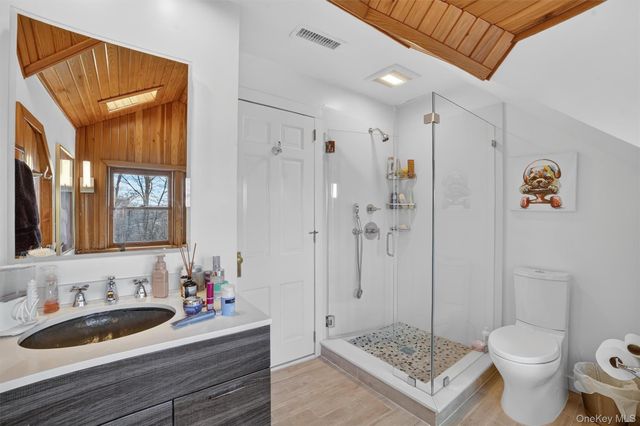 69 Locust Avenue, Cortlandt Manor, NY 10567