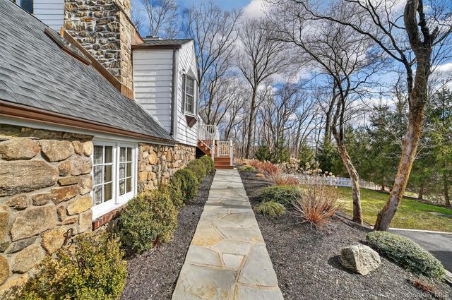 69 Locust Avenue, Cortlandt Manor, NY 10567