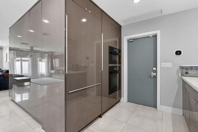 2732 NE 35th Drive, Fort Lauderdale, FL 33308