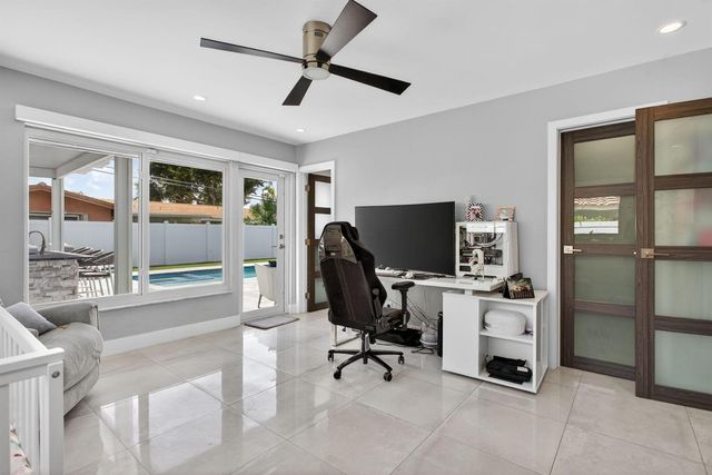 2732 NE 35th Drive, Fort Lauderdale, FL 33308