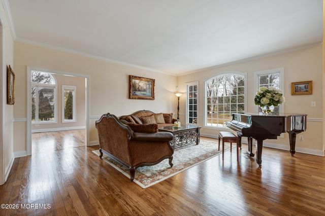 13 Sugar Loaf Hill, Millstone, NJ 08510