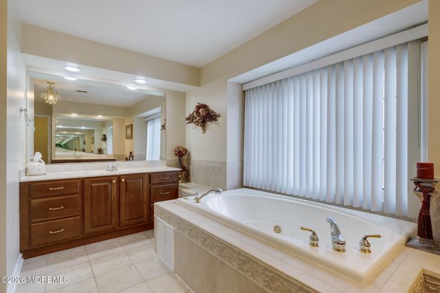 13 Sugar Loaf Hill, Millstone, NJ 08510