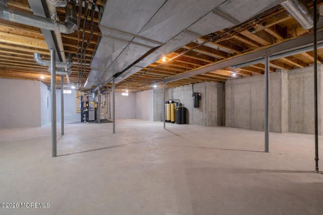 13 Sugar Loaf Hill, Millstone, NJ 08510