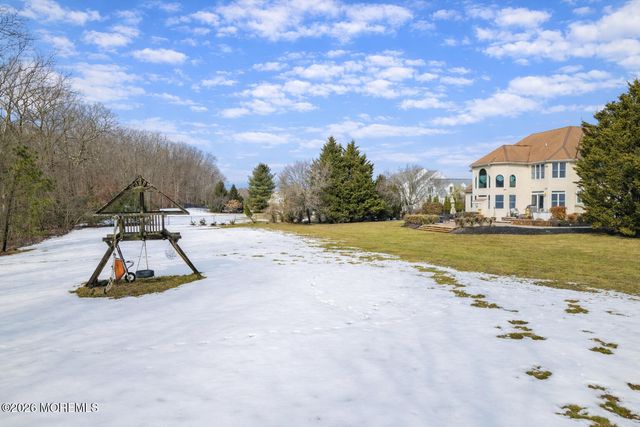 13 Sugar Loaf Hill, Millstone, NJ 08510