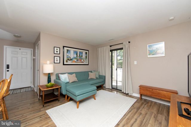 1511 ROBERTS WAY, Voorhees, NJ 08043