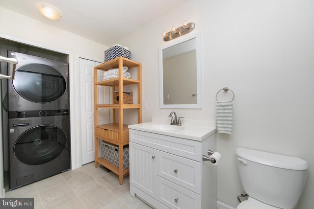 1511 ROBERTS WAY, Voorhees, NJ 08043