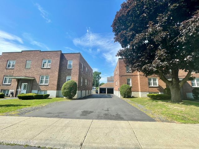 948 Washington Avenue, Albany, NY 12203