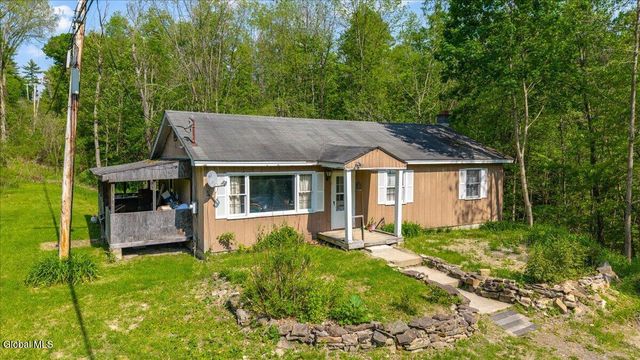 52 Clay Hill Road, Fort Ann, NY 12827