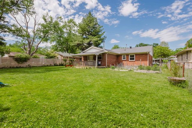 2420 Larkin Road, Lexington, KY 40503