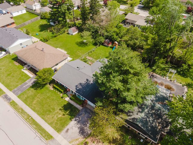 2420 Larkin Road, Lexington, KY 40503