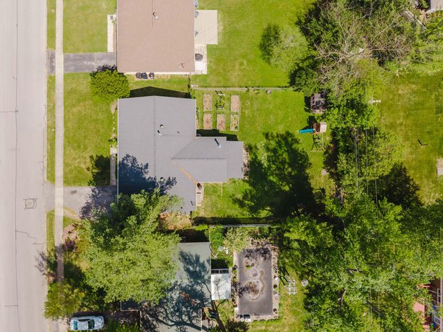2420 Larkin Road, Lexington, KY 40503