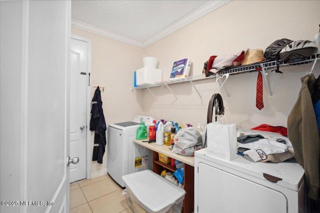 11494 GLENLAUREL OAKS Circle, Jacksonville, FL 32257