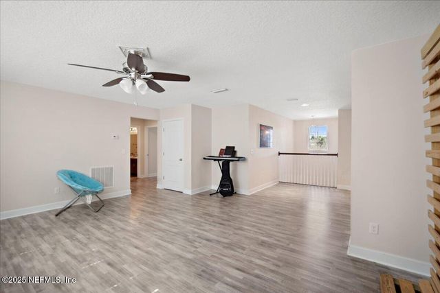 11494 GLENLAUREL OAKS Circle, Jacksonville, FL 32257