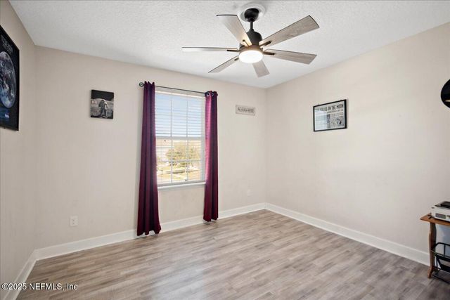 11494 GLENLAUREL OAKS Circle, Jacksonville, FL 32257