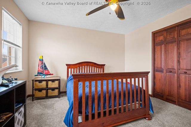 221 Frazier Way, Scott Depot, WV 25560