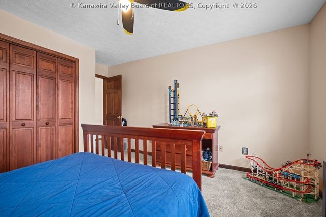 221 Frazier Way, Scott Depot, WV 25560