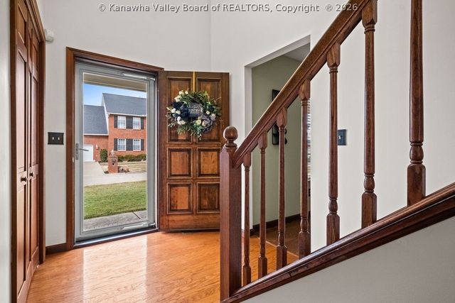 221 Frazier Way, Scott Depot, WV 25560