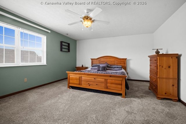 221 Frazier Way, Scott Depot, WV 25560