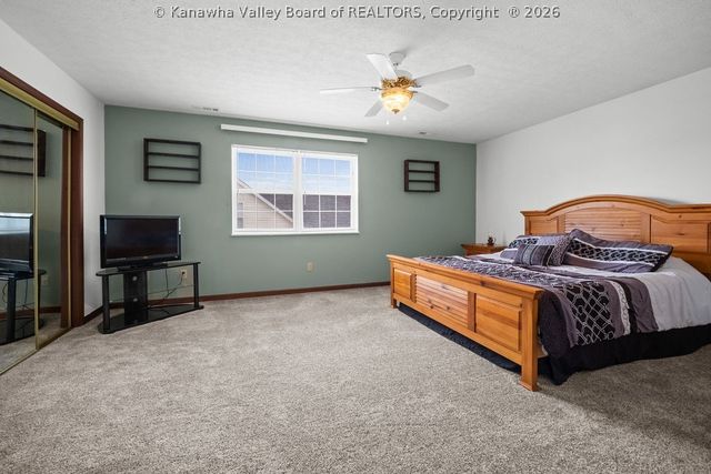 221 Frazier Way, Scott Depot, WV 25560