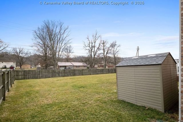 221 Frazier Way, Scott Depot, WV 25560