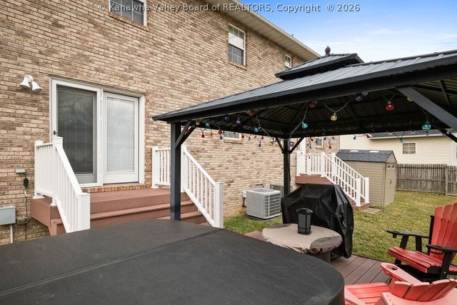 221 Frazier Way, Scott Depot, WV 25560