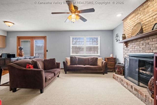 221 Frazier Way, Scott Depot, WV 25560