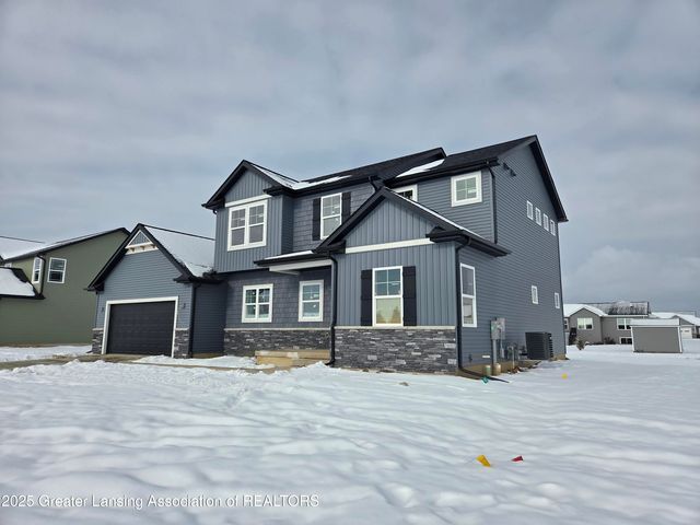 2320 Secretariat Lane, St. Johns, MI 48879