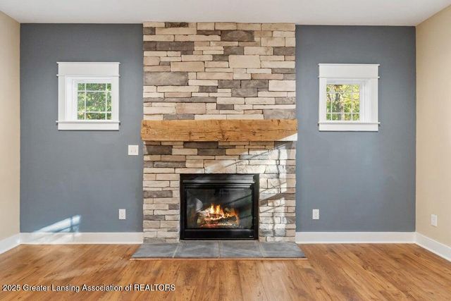 2320 Secretariat Lane, St. Johns, MI 48879