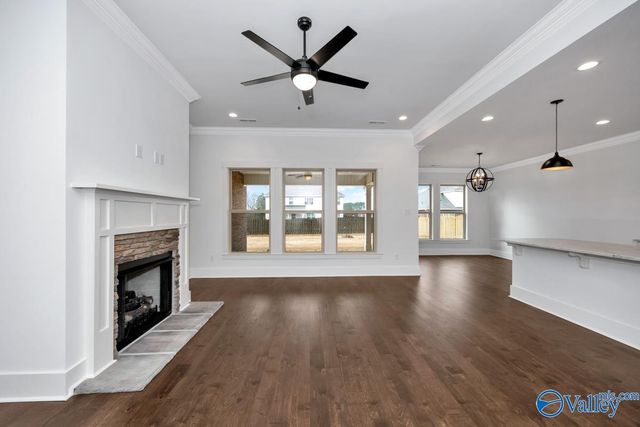 7108 Springwell Court SE, Gurley, AL 35748