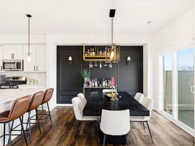 8767 Grove Street, Washington Township, MI 48094