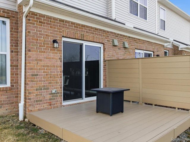 8767 Grove Street, Washington Township, MI 48094