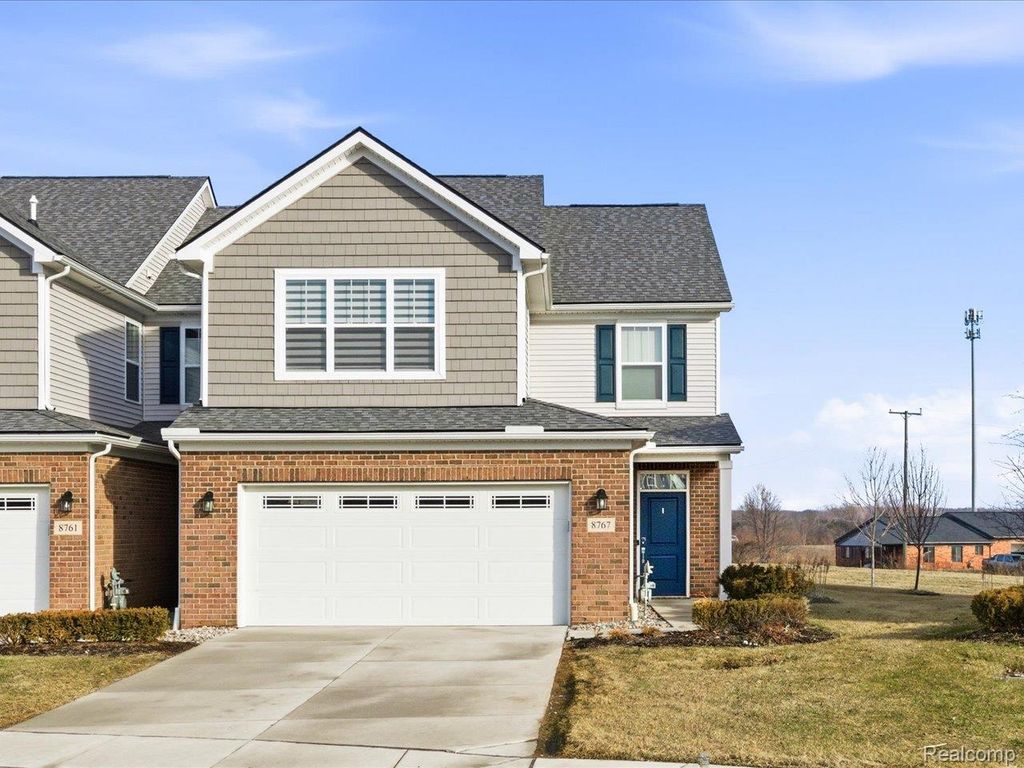 8767 Grove Street, Washington Township, MI 48094