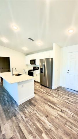 532 NW 18th AVE, Cape Coral, FL 33993