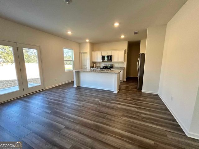 397 Bentwater Way, Hoschton, GA 30548
