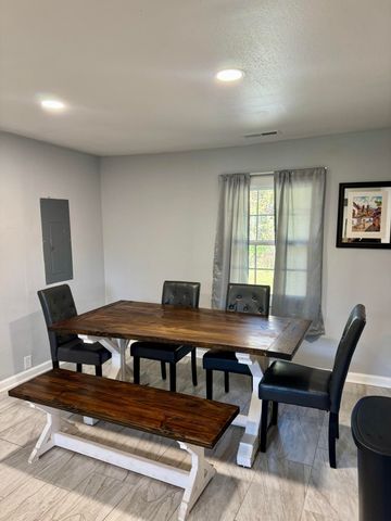 4319 Davison Road, Ravenel, SC 29470