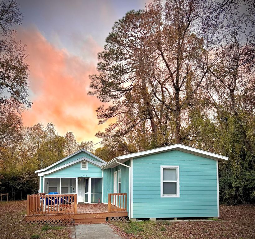 4319 Davison Road, Ravenel, SC 29470