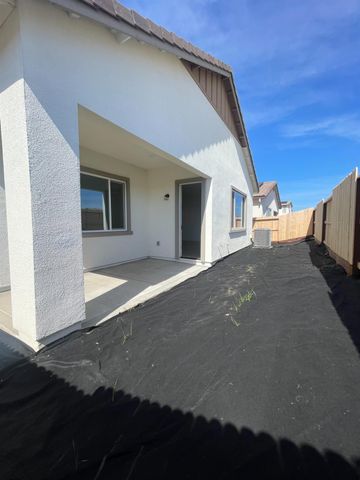 5040 Lone Star Way, Roseville, CA 95747