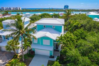 125 Intracoastal Circle, Tequesta, FL 33469