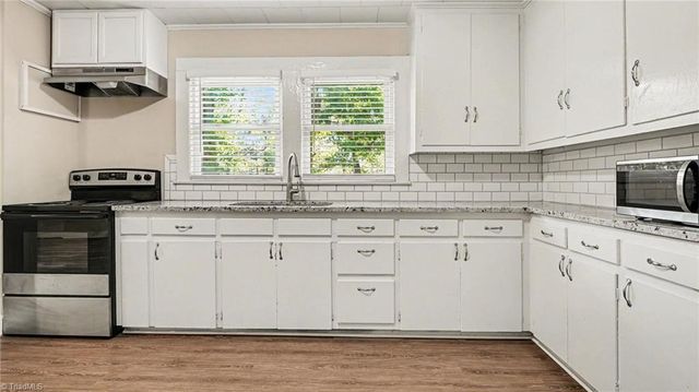 3666 Old 421 Road, Liberty, NC 27298