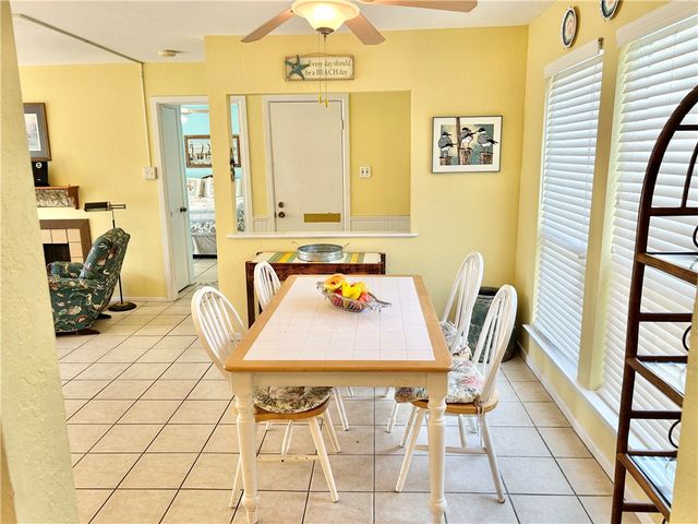 2003 N Fulton Beach Rd. #39, Rockport, TX 78382