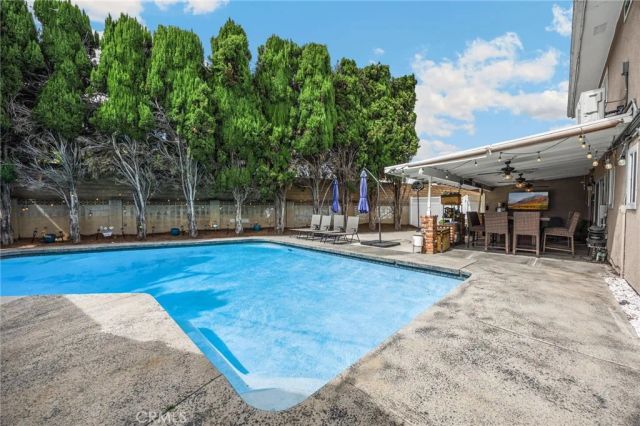 325 Delphia Avenue, Brea, CA 92821