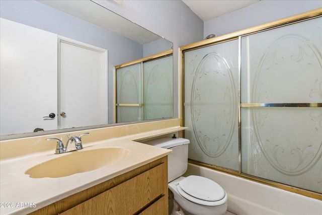 2842 E BECK Lane 4, Phoenix, AZ 85032