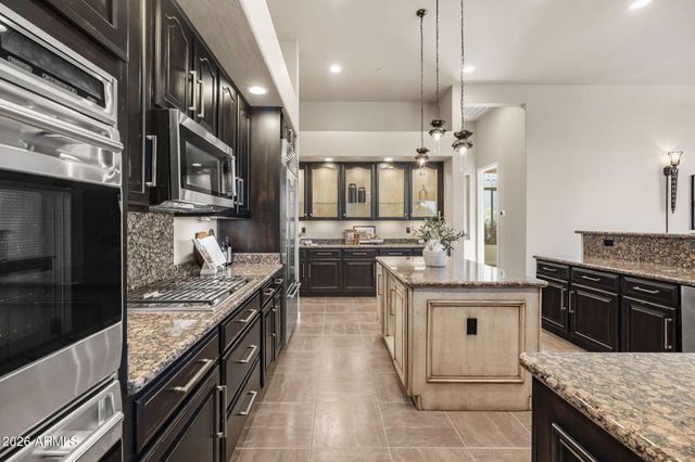 9812 E ROADRUNNER Drive, Scottsdale, AZ 85262