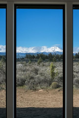 67135 Harrington Loop Road, Bend, OR 97703